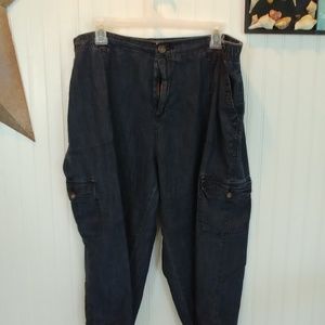 🌸2 for $14🌸 Merona Dark Wash Denim Capris 18W